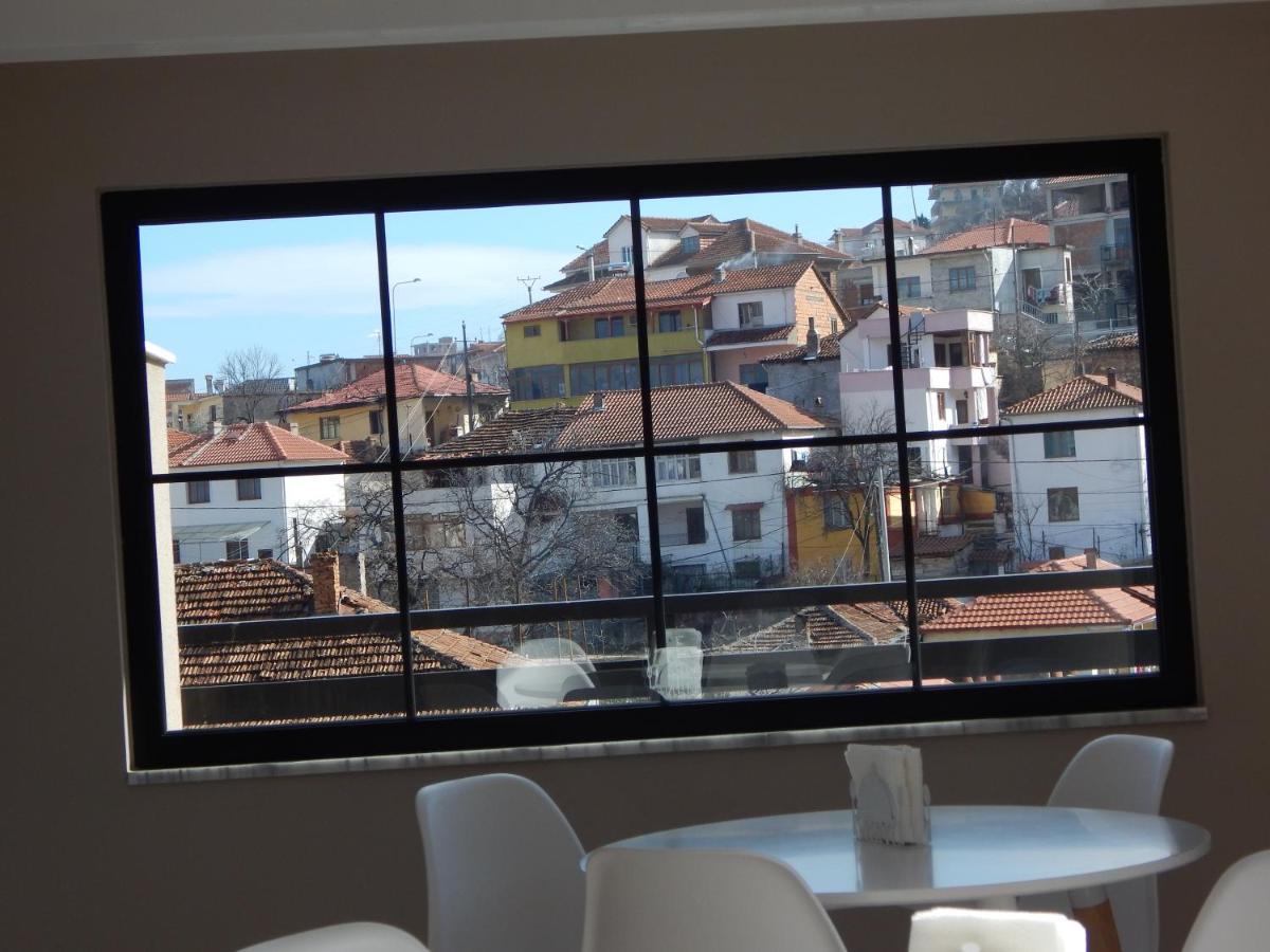 Ora Apartament Pogradec Eksteriør billede