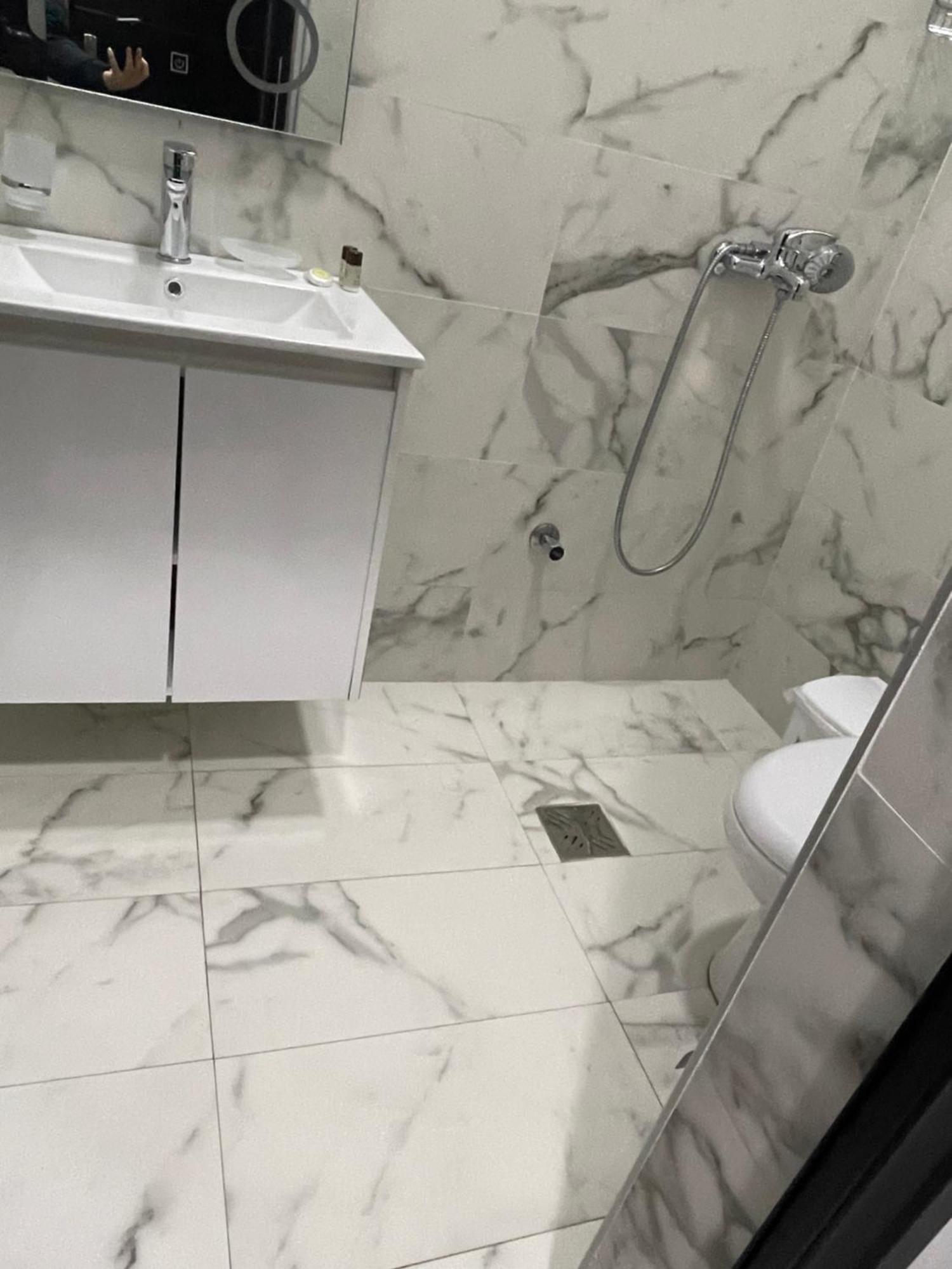 Ora Apartament Pogradec Eksteriør billede