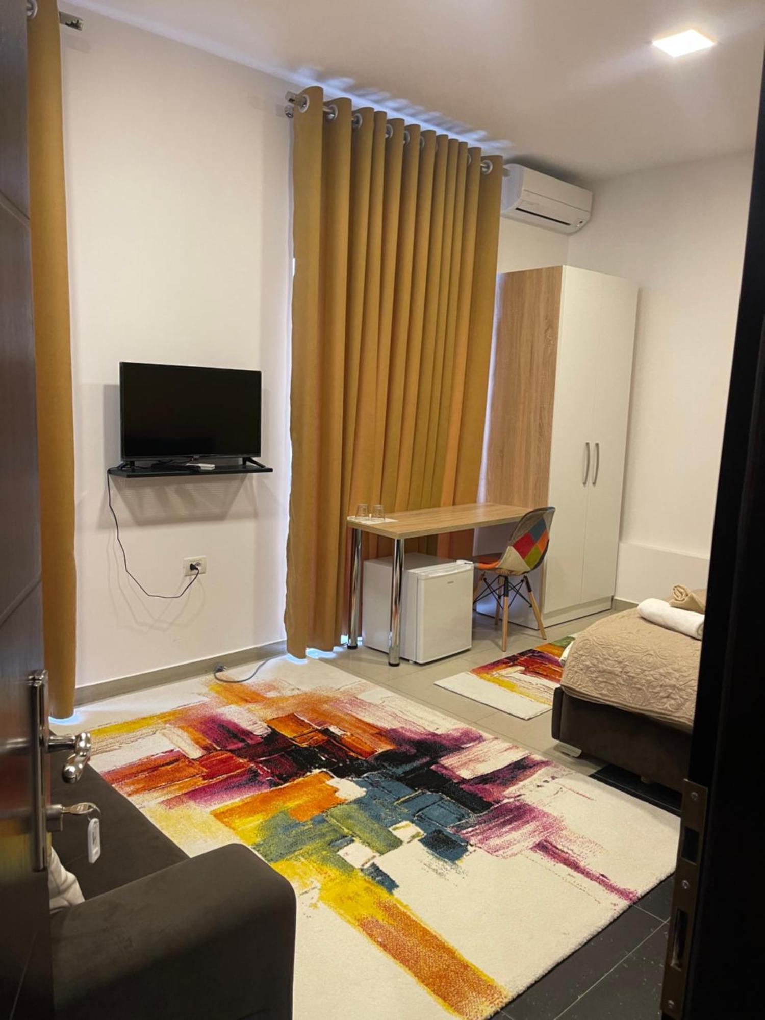 Ora Apartament Pogradec Eksteriør billede