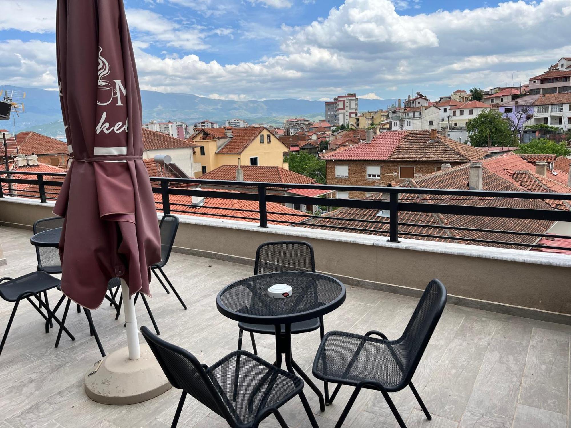 Ora Apartament Pogradec Eksteriør billede